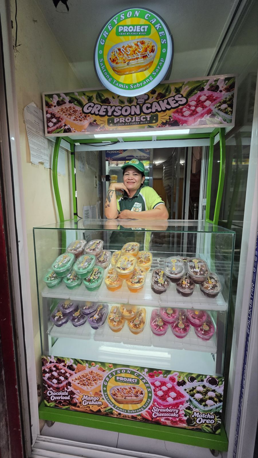 Greyson Cakes Project Storefront Display Cart Setup
